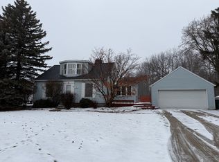 1811 E Willoughby Rd, Holt, MI 48842