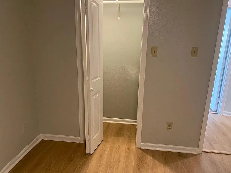 7813 Pruitt Dr — Photo 12