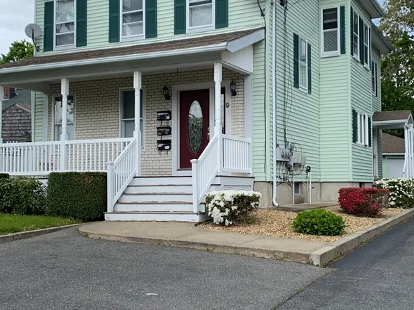 9 Kilton St APT 3, Taunton, MA 02780