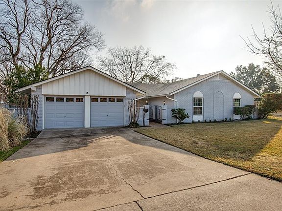 3rd image of 2714 Wingren Rd