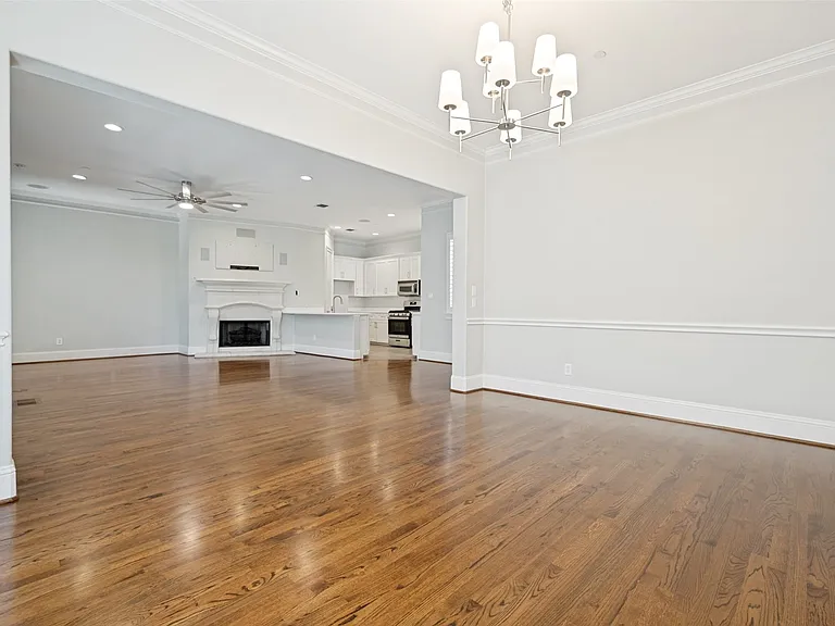 3967 Travis St — Photo 9