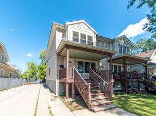 1813 Lyons St, Evanston, IL 60201