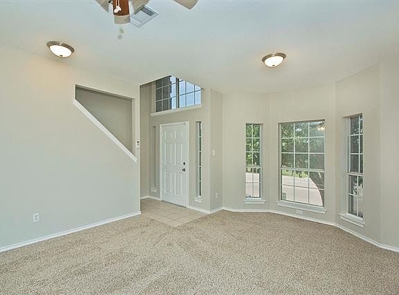 3rd image of 4512 Saint Francis Ave