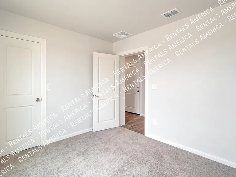 8013 S Namaka Dr — Photo 15