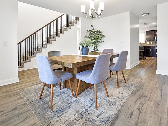 4th image of 1150 Eagles View Dr