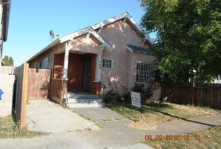 1st image of 138 S 5th St