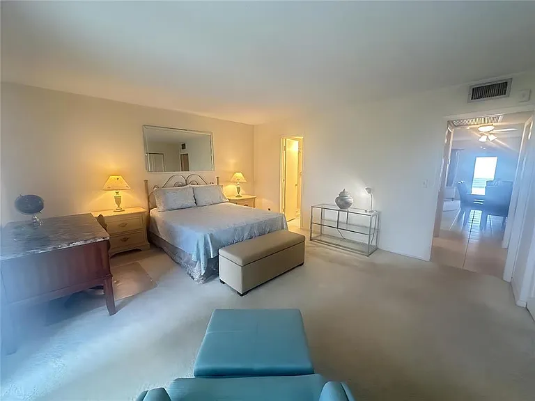4037 Harwood Dr #D — Photo 10