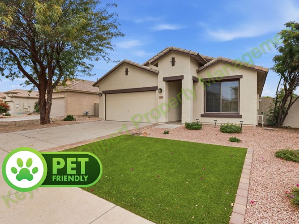 1st image of 3469 E Turnberry Dr