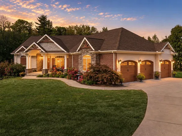 2575 Woodstone Ln, Evansville, IN 47712
