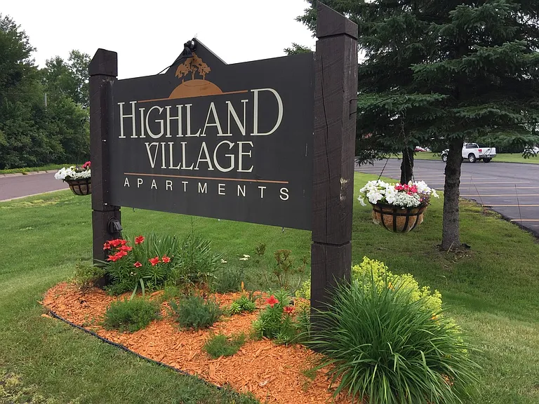 Highland Village Apartments — Photo 16