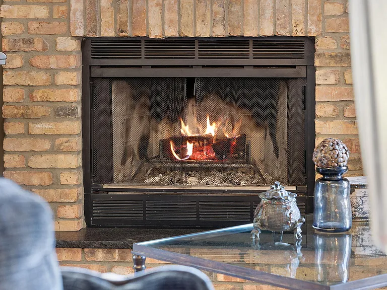 106 Oxford Dr #8 — Photo 4