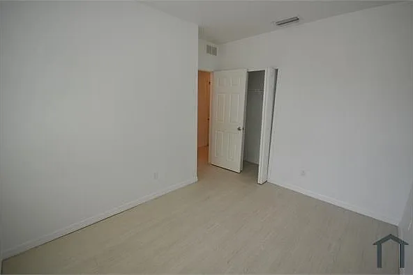 3303 Armstrong Ct — Photo 18