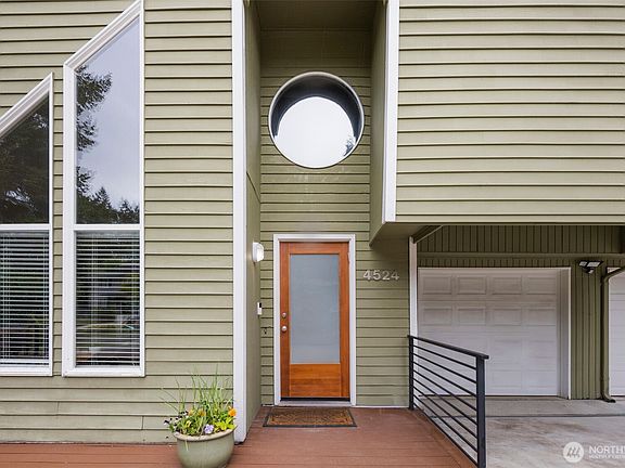 2nd image of 4524 168th Avenue SE