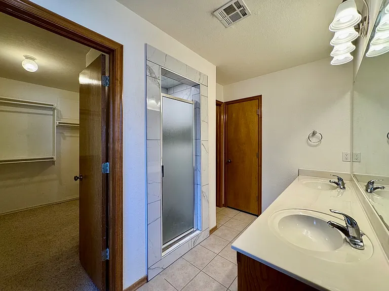 8221 Greer Way — Photo 19