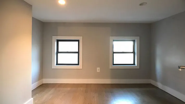 Rented by Nooklyn NYC LLC | media 7