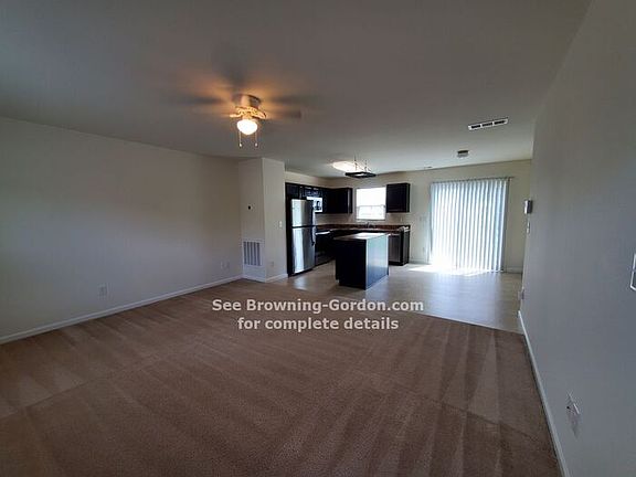 3rd image of 1860 Belle Arbor Dr
