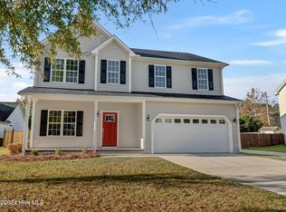 104 Loyd Ln, Beulaville, NC 28518