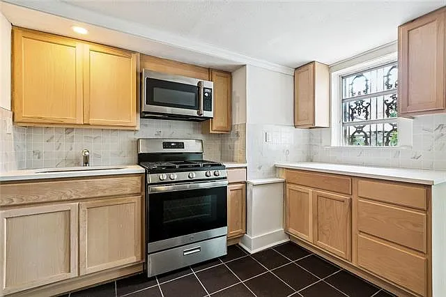 2410 Gentilly Blvd #2 — Photo 4