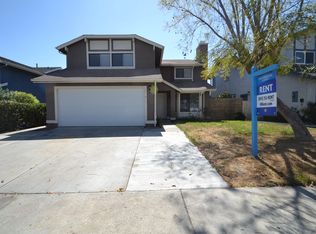 12374 Woodcock Ave, San Fernando, CA 91340