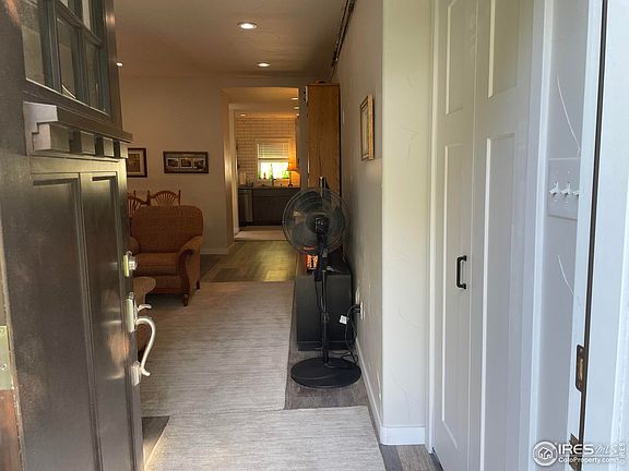 4th image of 319 S Bowman Ave