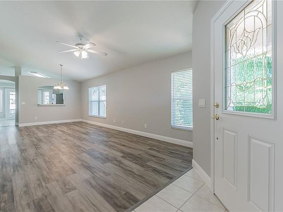 5th image of 10518 Blackmore Dr
