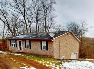 970 Hazel Ln, Augusta, WV 26704