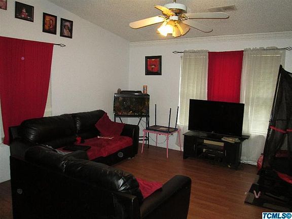 2nd image of 2318 N Gowdy St