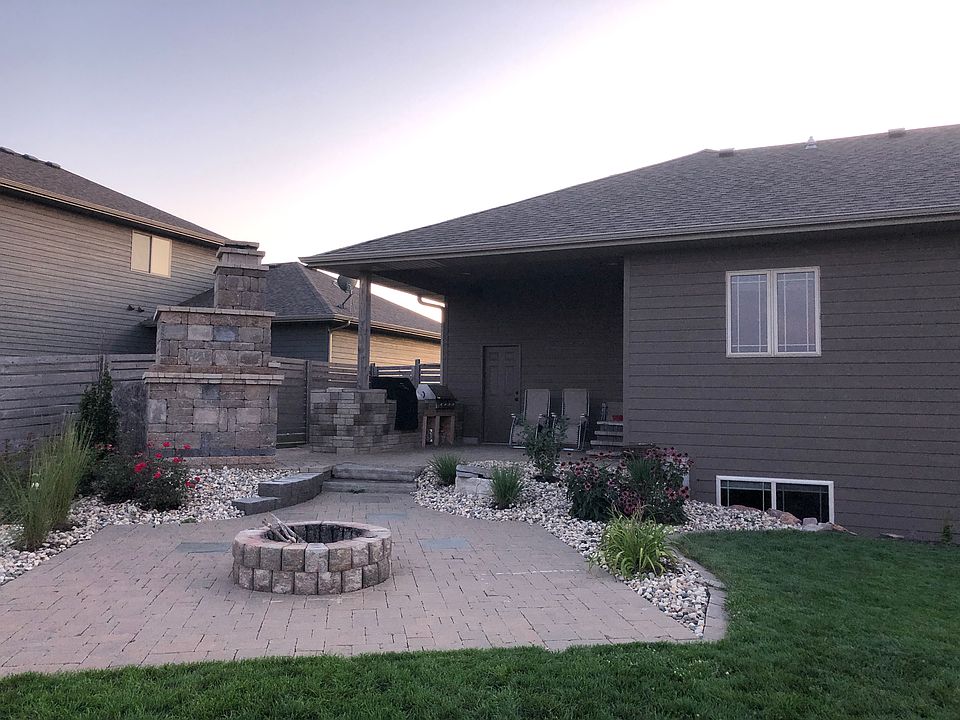 1st image of 204 S Shebal Ave