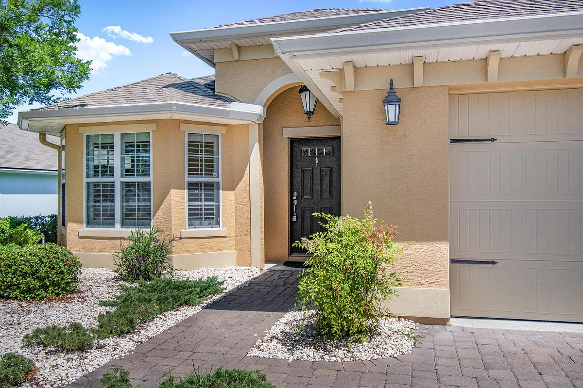 Building Photo - 108 Golf View Ct