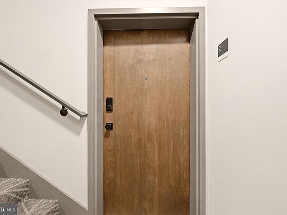 5th image of 1471 Harvard St NW #2