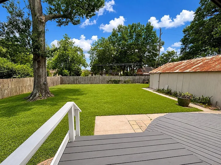 5707 Delfren Ln — Photo 17