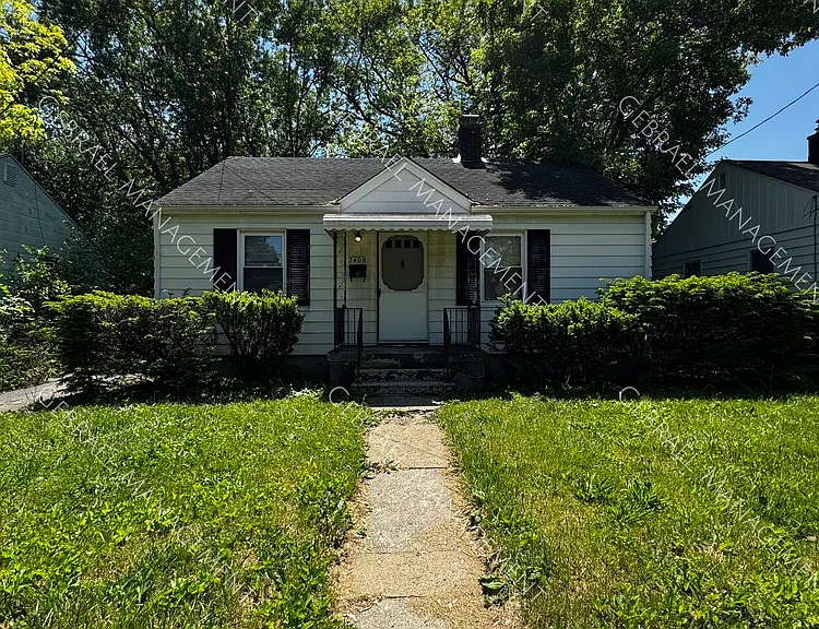 2408 Missouri Ave — Photo 1
