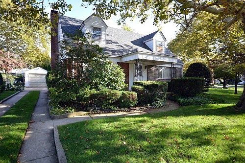 1st image of 81 Leslie Ln