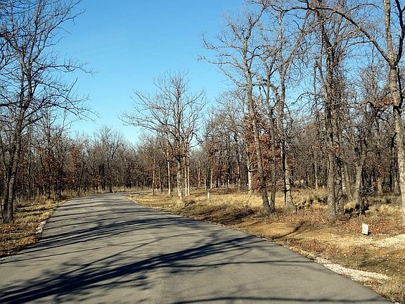Scenic drive through the neighborhood