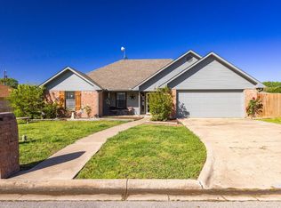 100 Springfield Dr, Cooper, TX 75432