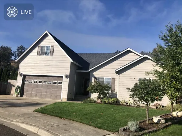 2345 NW Kelsay Ct, Roseburg, OR 97471