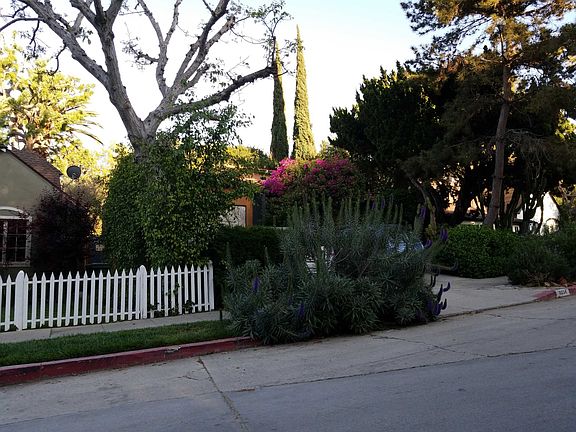 3rd image of 3234 Ellington Dr