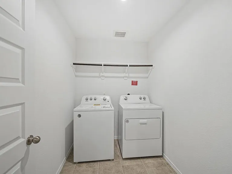 7502 Fierce Friesian Ln — Photo 15
