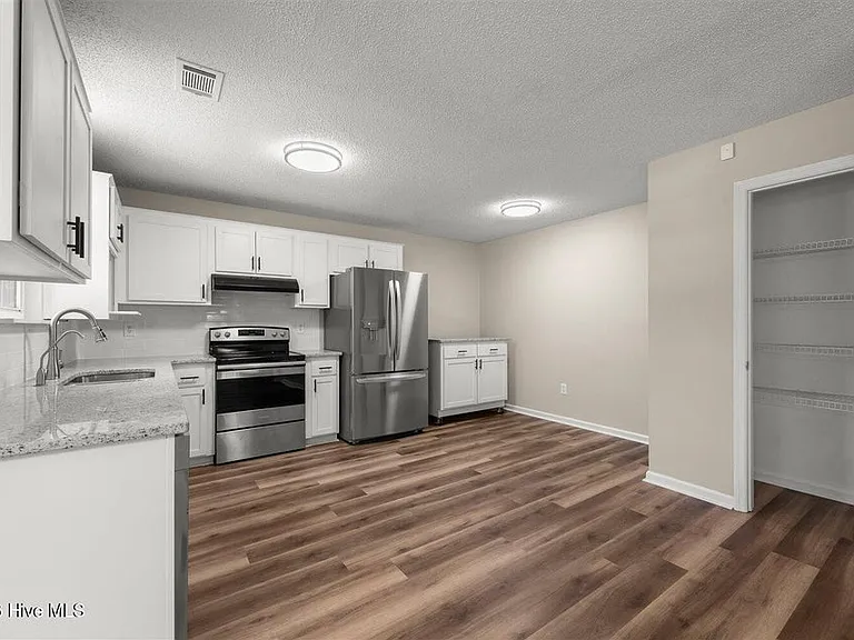 4149 Foreman Way — Photo 13