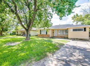 1208 Houston Ave, Pasadena, TX 77502