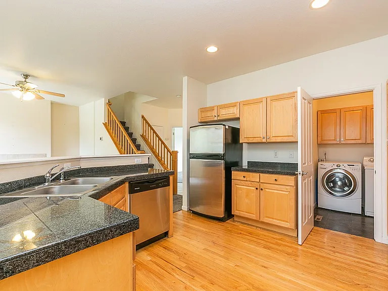 2756 Sage Creek Rd — Photo 5