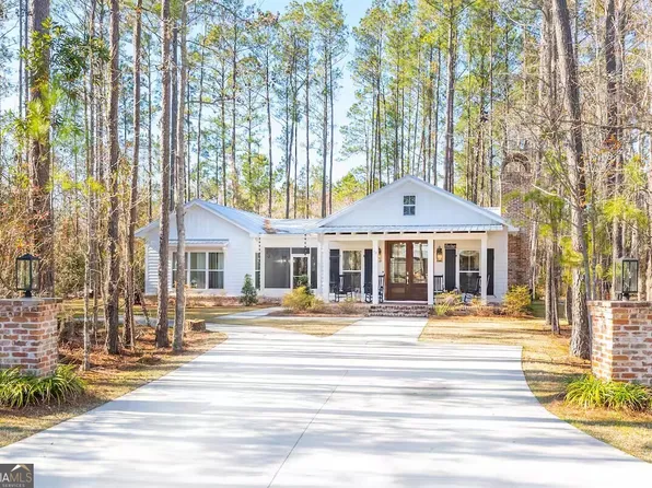73 Bird Dog Ln, Midway, GA 31320