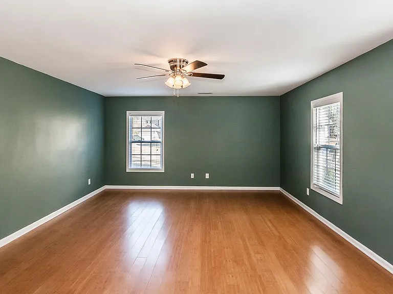 17 Maiden Ct — Photo 8