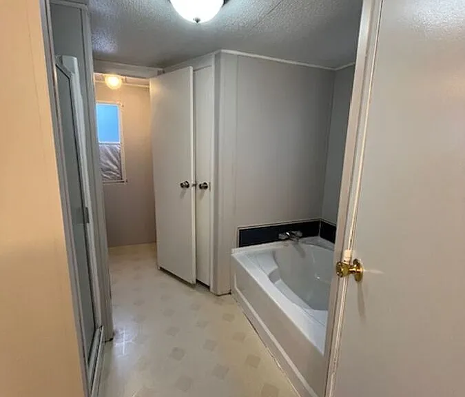 603 E Mills Dr — Photo 8