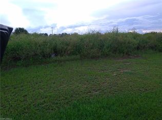 7010 Berwick Cir, Labelle, FL 33935