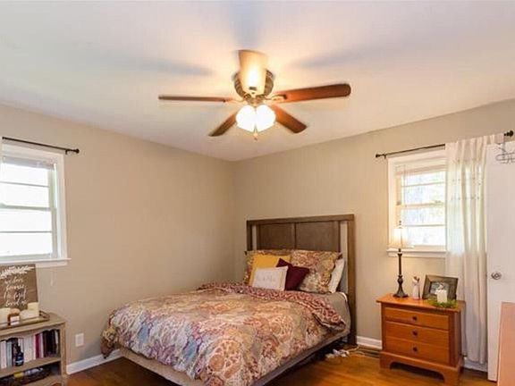 2nd image of 474 Allen Dr