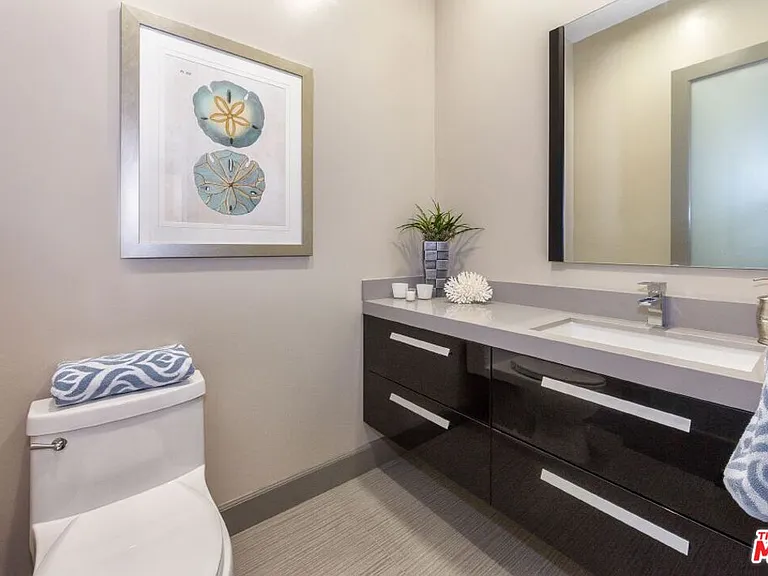 1217 Horn Ave #101 — Photo 24
