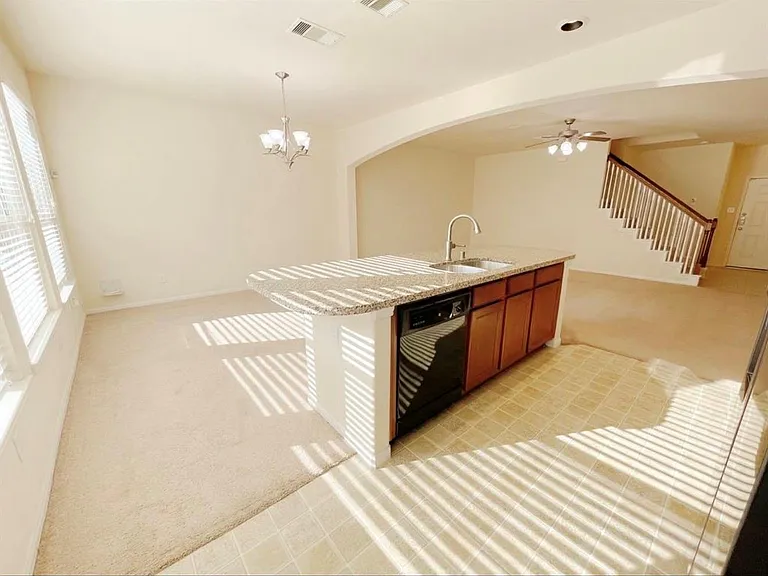 8318 Greys Ln — Photo 5