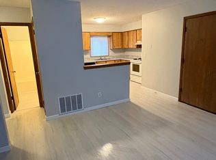 965 Boston Way APT 1, Coralville, IA 52241