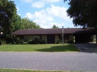 704 Williams Dr, Lake Charles, LA 70607